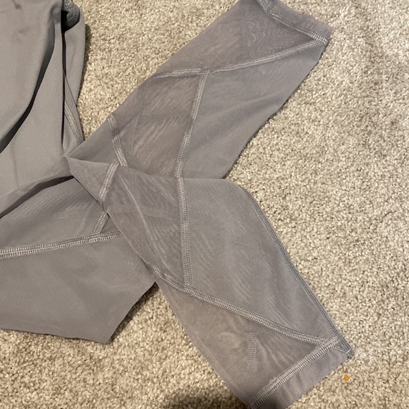 Victoria Secret Small grey leggings with sheer - Picture 3 of 6